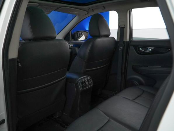 Nissan Qashqai II с пробегом 2018 года, цена 1 848 055 рублей, 108871 км, внедорожник, Автокод Объявления