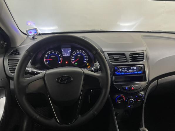 Hyundai Solaris I с пробегом 2012 года, цена 684 000 рублей, 228907 км, седан, Автокод Объявления