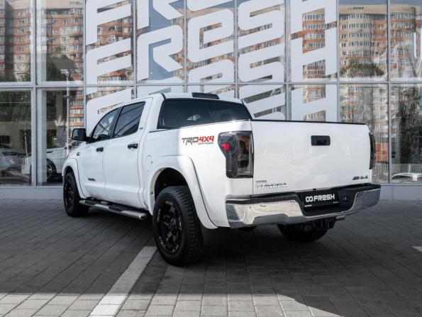 Toyota Tundra II с пробегом 2011 года, цена 3 530 000 рублей, 165610 км, offers.body_type.unknown, Автокод Объявления