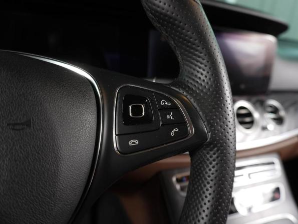 Mercedes-Benz E-Класс V (W213 S213 C238) с пробегом 2017 года, цена 3 349 000 рублей, 128562 км, седан, Автокод Объявления