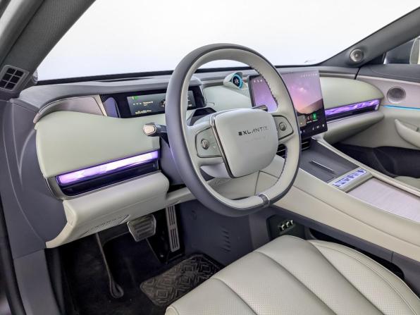 Exeed Exlantix ES с пробегом 2025 года, цена 4 504 480 рублей, 4492 км, седан, Автокод Объявления