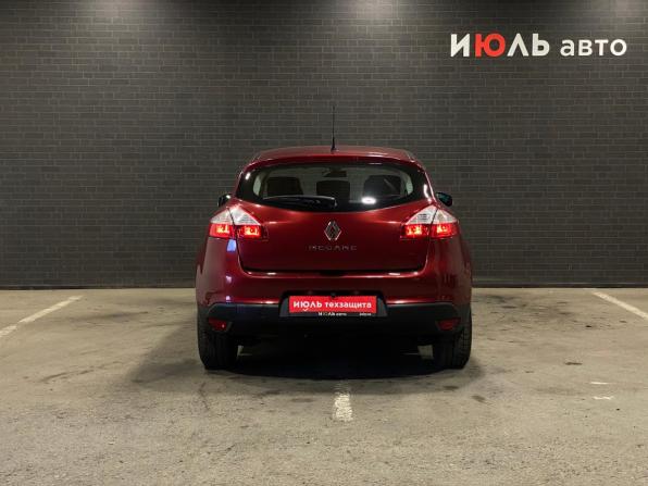 Renault Megane III Рестайлинг с пробегом 2014 года, цена 940 000 рублей, 65662 км, хэтчбек, Автокод Объявления