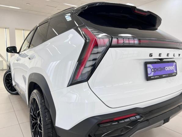 Geely Atlas II с пробегом 2024 года, цена 3 090 000 рублей, 30174 км, внедорожник, Автокод Объявления