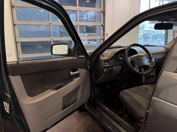 Lada (ВАЗ) Priora I с пробегом 2010 года, цена 210 000 рублей, 258630 км, седан, Автокод Объявления