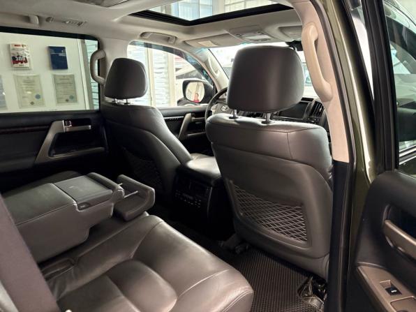 Toyota Land Cruiser 200 Series с пробегом 2008 года, цена 3 225 000 рублей, 381460 км, внедорожник, Автокод Объявления