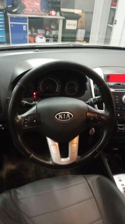 Kia Ceed I Рестайлинг с пробегом 2010 года, цена 725 000 рублей, 143149 км, хэтчбек, Автокод Объявления
