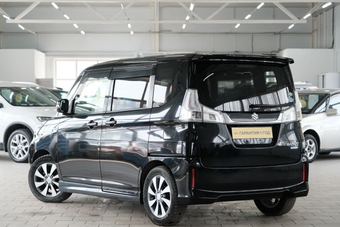 Suzuki Solio III с пробегом 2017 года, цена 1 329 000 рублей, 76000 км, микровэн, Автокод Объявления