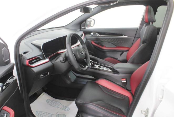 Geely Coolray I Рестайлинг с пробегом 2024 года, цена 2 350 000 рублей, 4899 км, внедорожник, Автокод Объявления