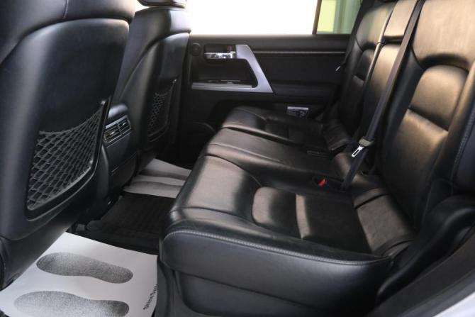 Toyota Land Cruiser 200 Series Рестайлинг 1 с пробегом 2013 года, цена 5 099 000 рублей, 129190 км, внедорожник, Автокод Объявления