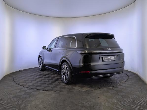 Li Auto (Lixiang) L9 I с пробегом 2023 года, цена 6 900 000 рублей, 21556 км, внедорожник, Автокод Объявления