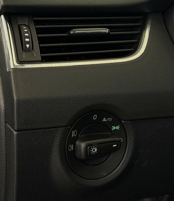 Skoda Octavia III (A7) Рестайлинг Москва  - изображение 9