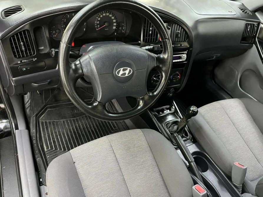 Hyundai Elantra III (XD2) Рестайлинг Набережные Челны  - изображение 8
