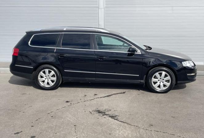 Volkswagen Passat B6 с пробегом 2010 года, цена 700 000 рублей, 332938 км, универсал, Автокод Объявления