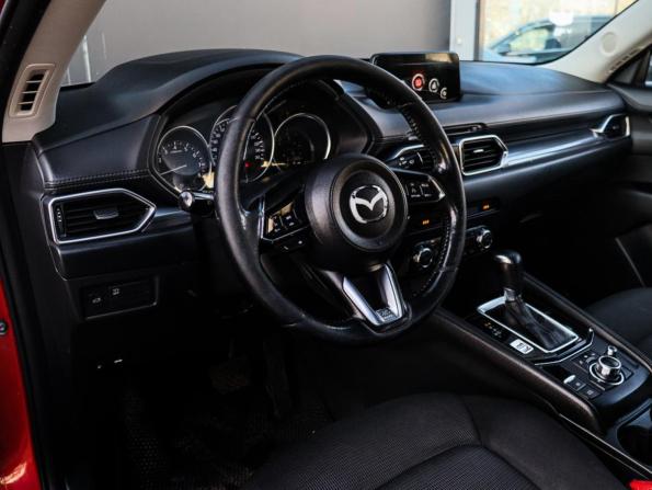 Mazda CX-5 II с пробегом 2017 года, цена 1 890 000 рублей, 211331 км, внедорожник, Автокод Объявления