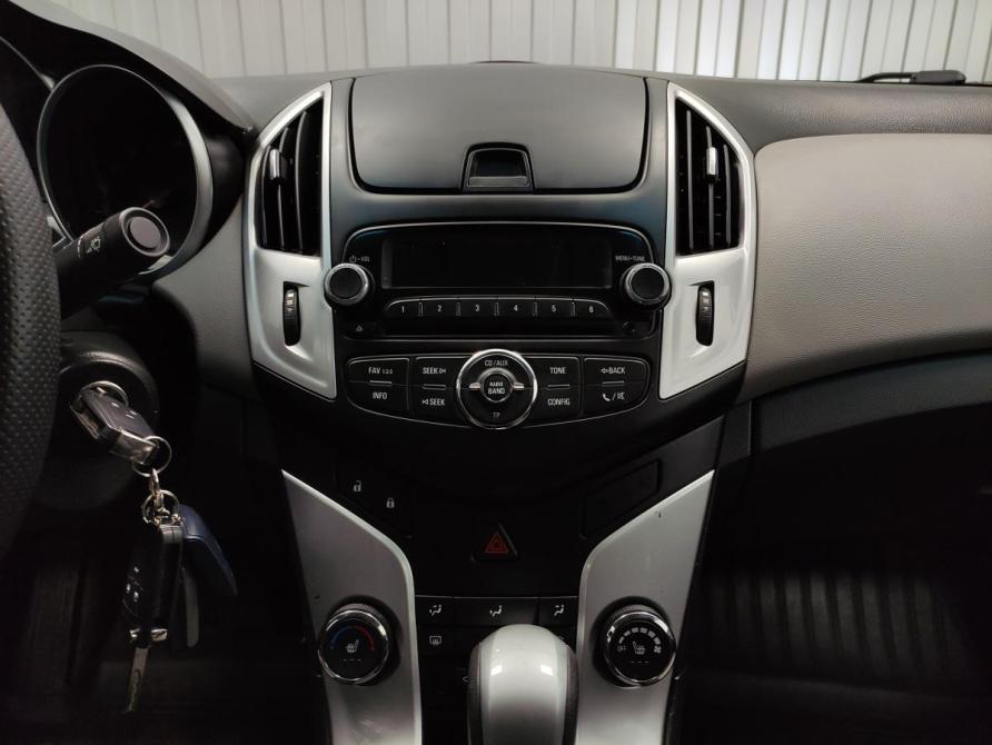 Chevrolet Cruze I Рестайлинг Пермь  - изображение 12