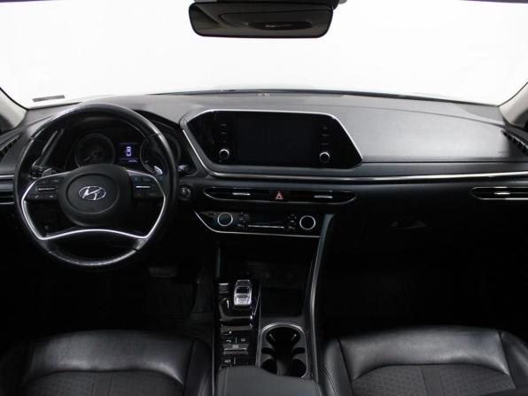 Hyundai Sonata VIII (DN8) с пробегом 2022 года, цена 2 349 900 рублей, 165349 км, седан, Автокод Объявления
