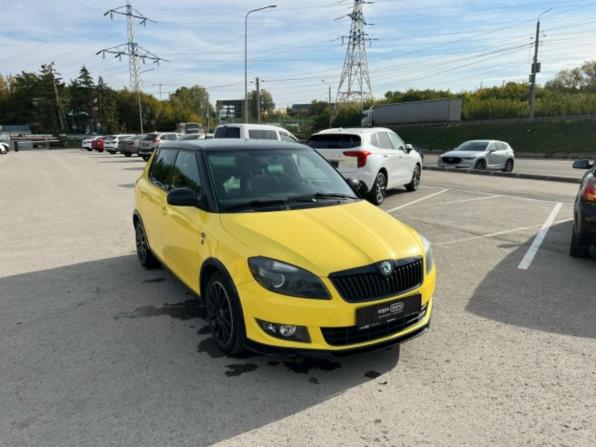 Skoda Fabia II Рестайлинг с пробегом 2012 года, цена 720 500 рублей, 104387 км, хэтчбек, Автокод Объявления