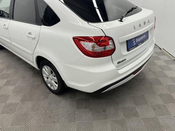 Lada (ВАЗ) Granta I Рестайлинг с пробегом 2020 года, цена 810 000 рублей, 68650 км, хэтчбек, Автокод Объявления