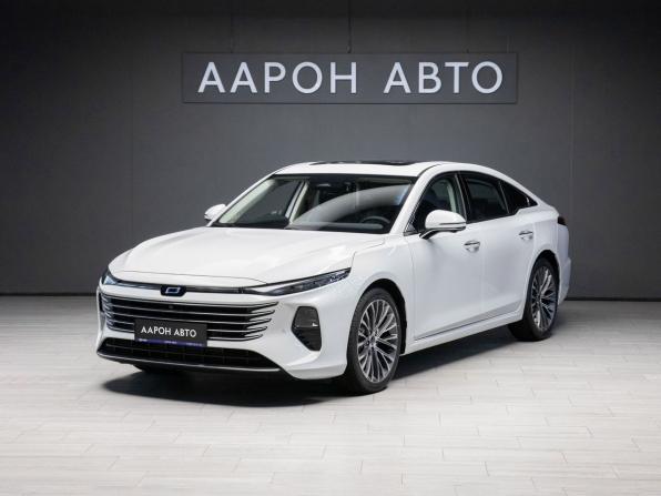 Новый Bestune B70 I Рестайлинг 2024 года, цена 2 903 000 рублей, лифтбек, Автокод Объявления