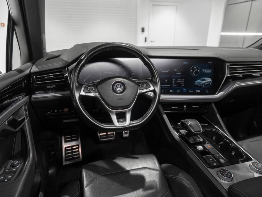 Volkswagen Touareg III Москва  - изображение 7