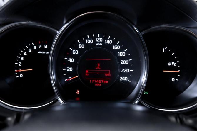 Kia Ceed II с пробегом 2014 года, цена 949 999 рублей, 177000 км, универсал, Автокод Объявления