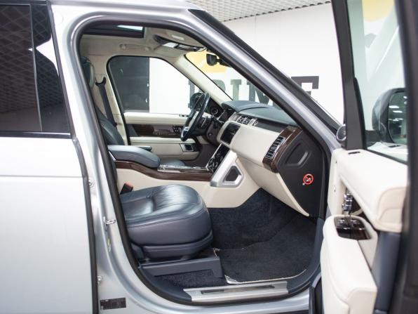 Land Rover Range Rover IV Рестайлинг с пробегом 2018 года, цена 5 999 000 рублей, 172200 км, внедорожник, Автокод Объявления