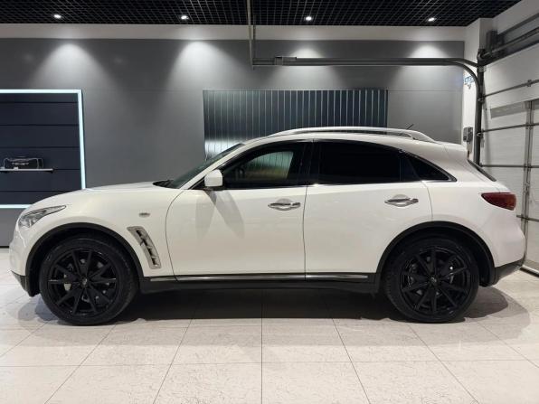 Infiniti FX II (S51) с пробегом 2011 года, цена 1 780 000 рублей, 219000 км, внедорожник, Автокод Объявления