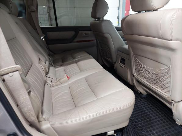 Toyota Land Cruiser 100 Series Рестайлинг 1 с пробегом 2004 года, цена 1 750 000 рублей, 278564 км, внедорожник, Автокод Объявления