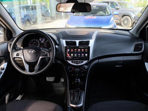 Hyundai Solaris I Рестайлинг с пробегом 2016 года, цена 950 000 рублей, 127924 км, хэтчбек, Автокод Объявления