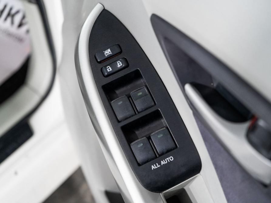 Toyota Prius III (XW30) Иркутск  - изображение 18