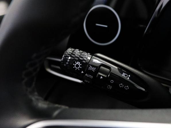 Hyundai Elantra VII (CN7) Рестайлинг с пробегом 2023 года, цена 2 099 000 рублей, 43120 км, седан, Автокод Объявления