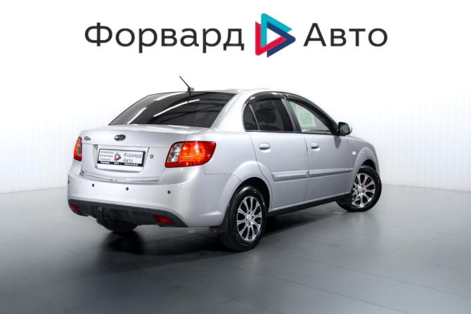 Kia Rio II Рестайлинг с пробегом 2010 года, цена 499 000 рублей, 205975 км, седан, Автокод Объявления