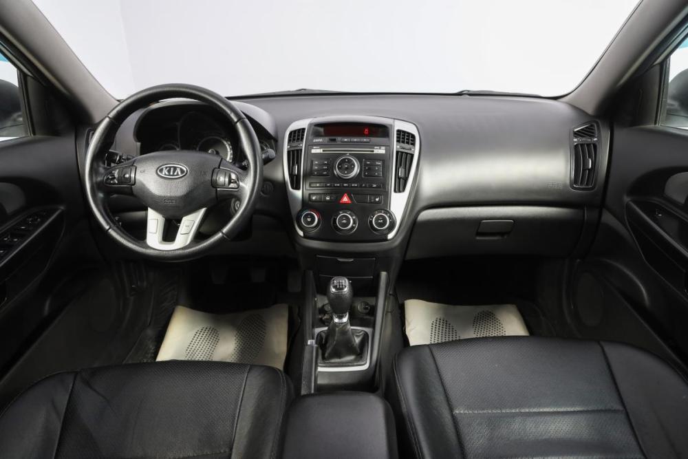Kia Ceed I Рестайлинг Новосибирск  - изображение 9