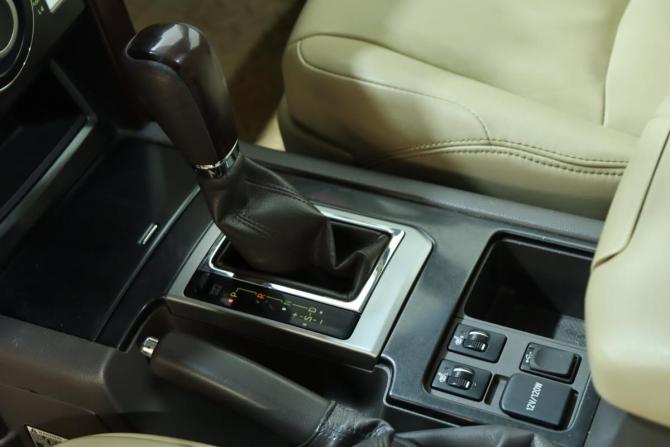 Toyota Land Cruiser Prado 150 Series Рестайлинг 1 с пробегом 2014 года, цена 4 288 000 рублей, 122761 км, внедорожник, Автокод Объявления