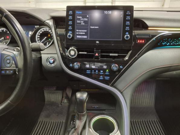Toyota Camry VIII (XV70) Рестайлинг с пробегом 2021 года, цена 3 350 000 рублей, 114988 км, седан, Автокод Объявления