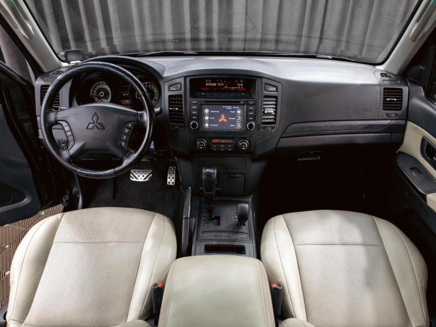 Mitsubishi Pajero IV Рестайлинг 1 Краснодар  - изображение 16