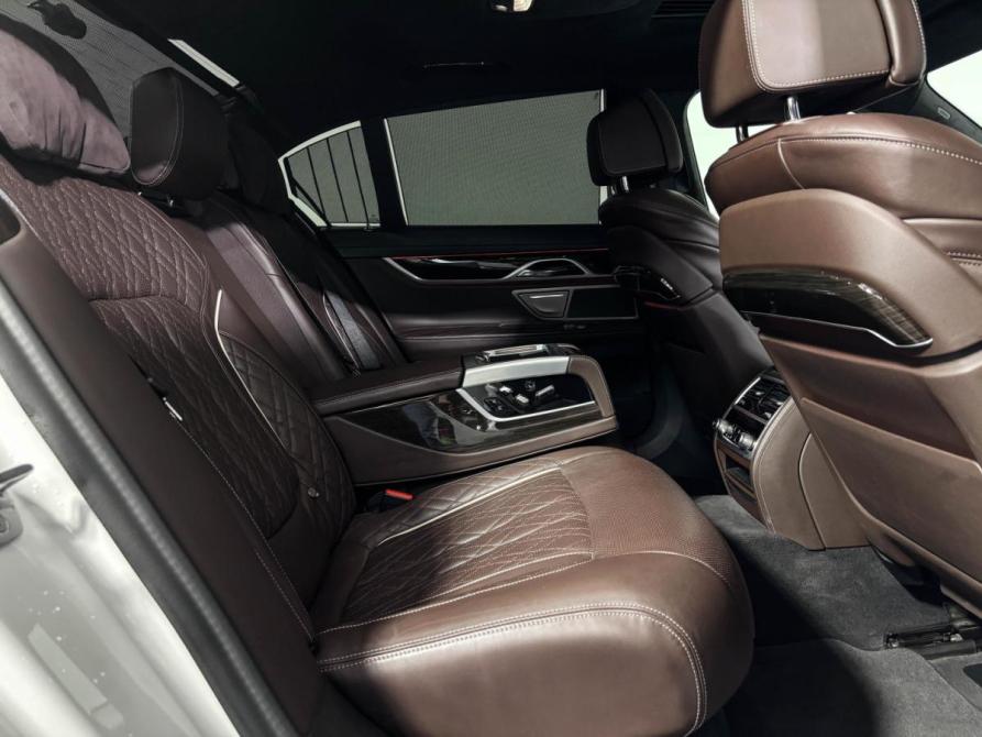 BMW 7 серии VI (G11/G12) Рестайлинг Химки  - изображение 14