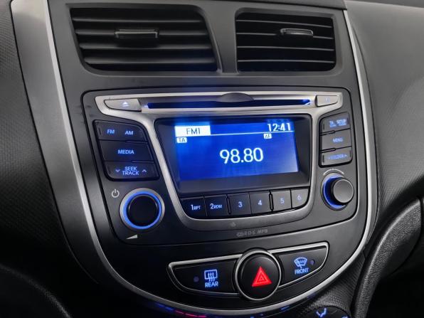 Hyundai Solaris I Рестайлинг с пробегом 2015 года, цена 780 000 рублей, 222361 км, седан, Автокод Объявления