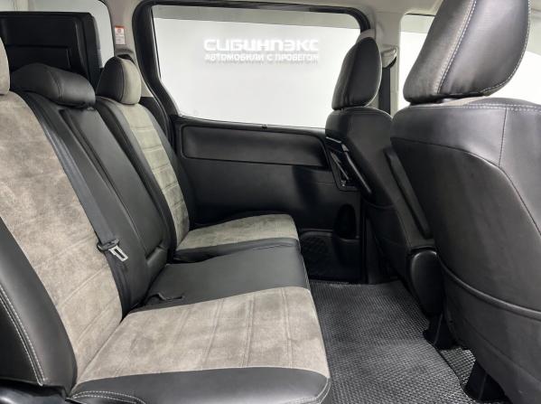 Toyota Noah III (R80) Рестайлинг с пробегом 2018 года, цена 2 150 000 рублей, 125000 км, минивэн, Автокод Объявления