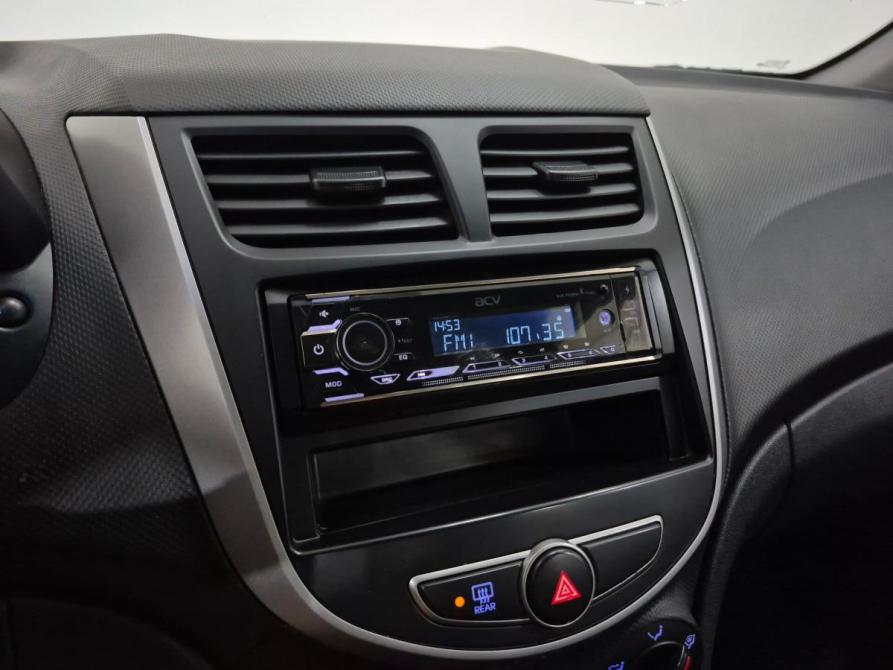 Hyundai Solaris I Рестайлинг Альметьевск  - изображение 17