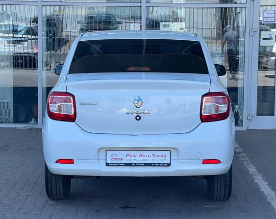 Renault Logan II с пробегом 2018 года, цена 849 000 рублей, 87059 км, седан, Автокод Объявления