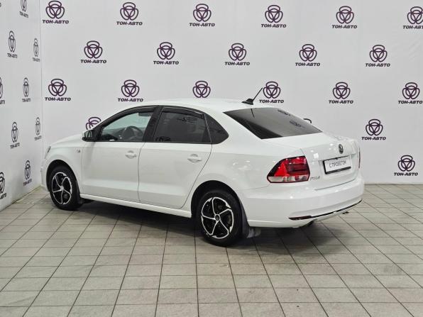 Volkswagen Polo V Рестайлинг с пробегом 2017 года, цена 1 188 000 рублей, 123372 км, седан, Автокод Объявления