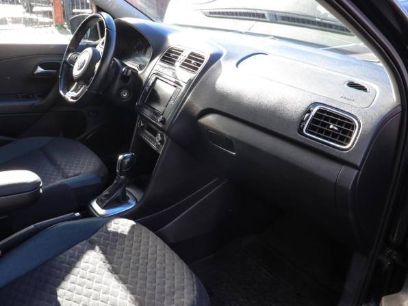 Volkswagen Polo V Рестайлинг с пробегом 2019 года, цена 1 130 000 рублей, 185401 км, седан, Автокод Объявления