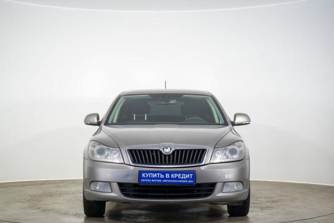 Skoda Octavia II (A5) Рестайлинг с пробегом 2012 года, цена 699 000 рублей, 196000 км, лифтбек, Автокод Объявления