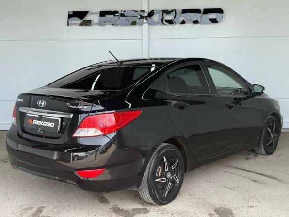 Hyundai Solaris I с пробегом 2011 года, цена 699 000 рублей, 234912 км, седан, Автокод Объявления
