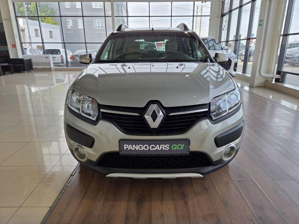 Renault Sandero II с пробегом 2015 года, цена 959 000 рублей, 69574 км, хэтчбек, Автокод Объявления