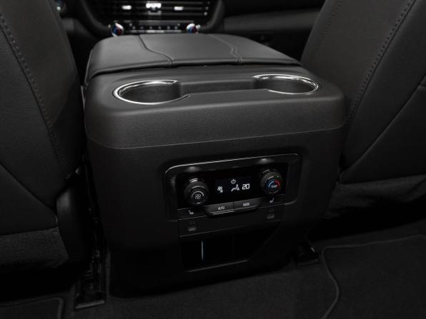 Chevrolet Tahoe V Рестайлинг с пробегом 2025 года, цена 13 400 000 рублей, 3291 км, внедорожник, Автокод Объявления