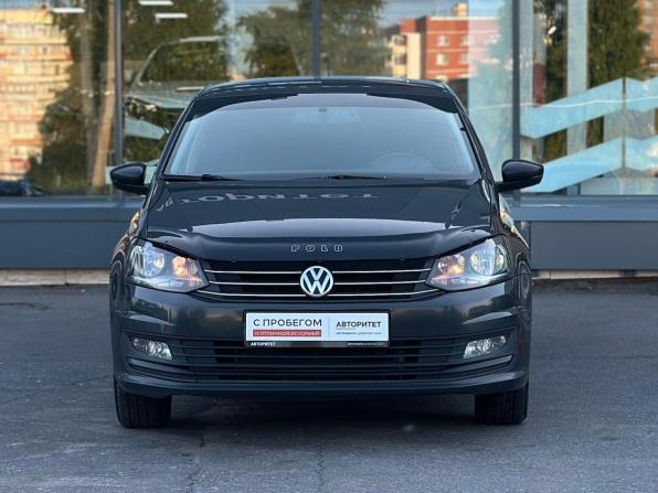 Volkswagen Polo V Рестайлинг с пробегом 2017 года, цена 999 000 рублей, 124446 км, седан, Автокод Объявления