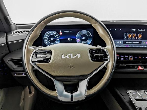Kia K8 I с пробегом 2022 года, цена 4 165 000 рублей, 45600 км, седан, Автокод Объявления