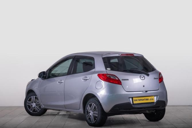 Mazda Demio III (DE) с пробегом 2007 года, цена 589 000 рублей, 158000 км, хэтчбек, Автокод Объявления